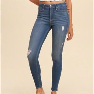 NWT Hollister High Rise Jeans